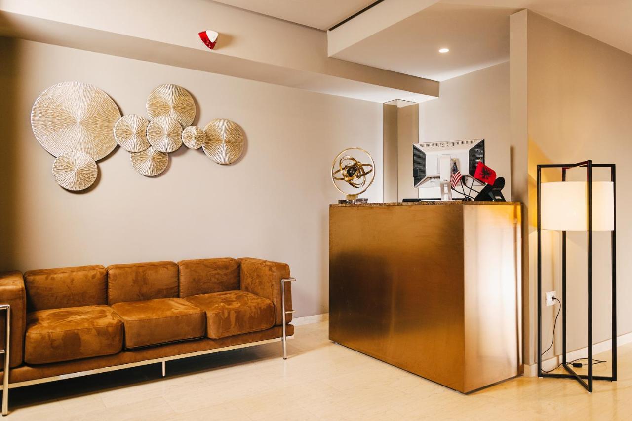 Hotel Egnatia Bërxull Buitenkant foto