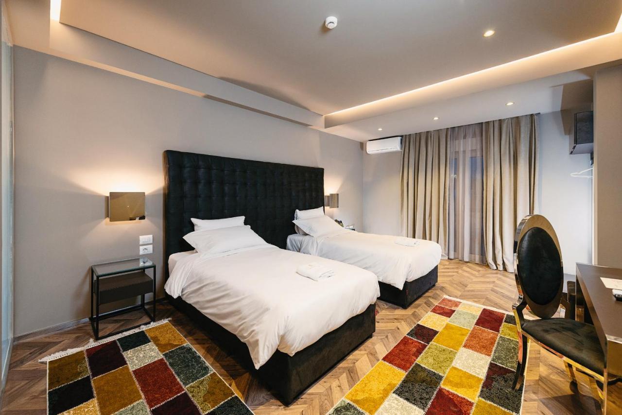 Hotel Egnatia Bërxull Buitenkant foto